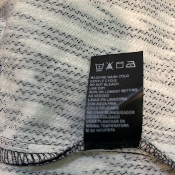 Perceptions Black and White Cropped Open Short Sleeve Women's Jacket - size 1X - Picture 5 of 5